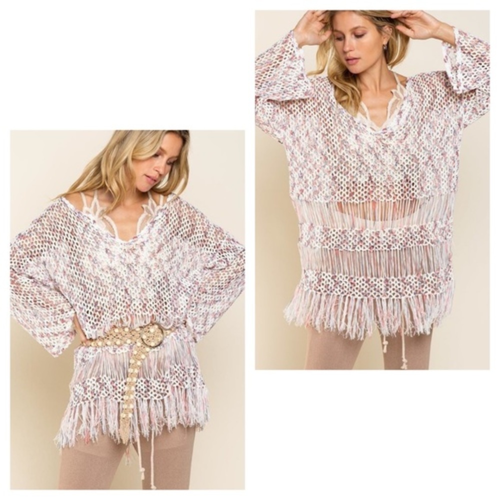 💕POL WHITE BLUE STRAWBERRY TIERIED FRINGE SWEATER